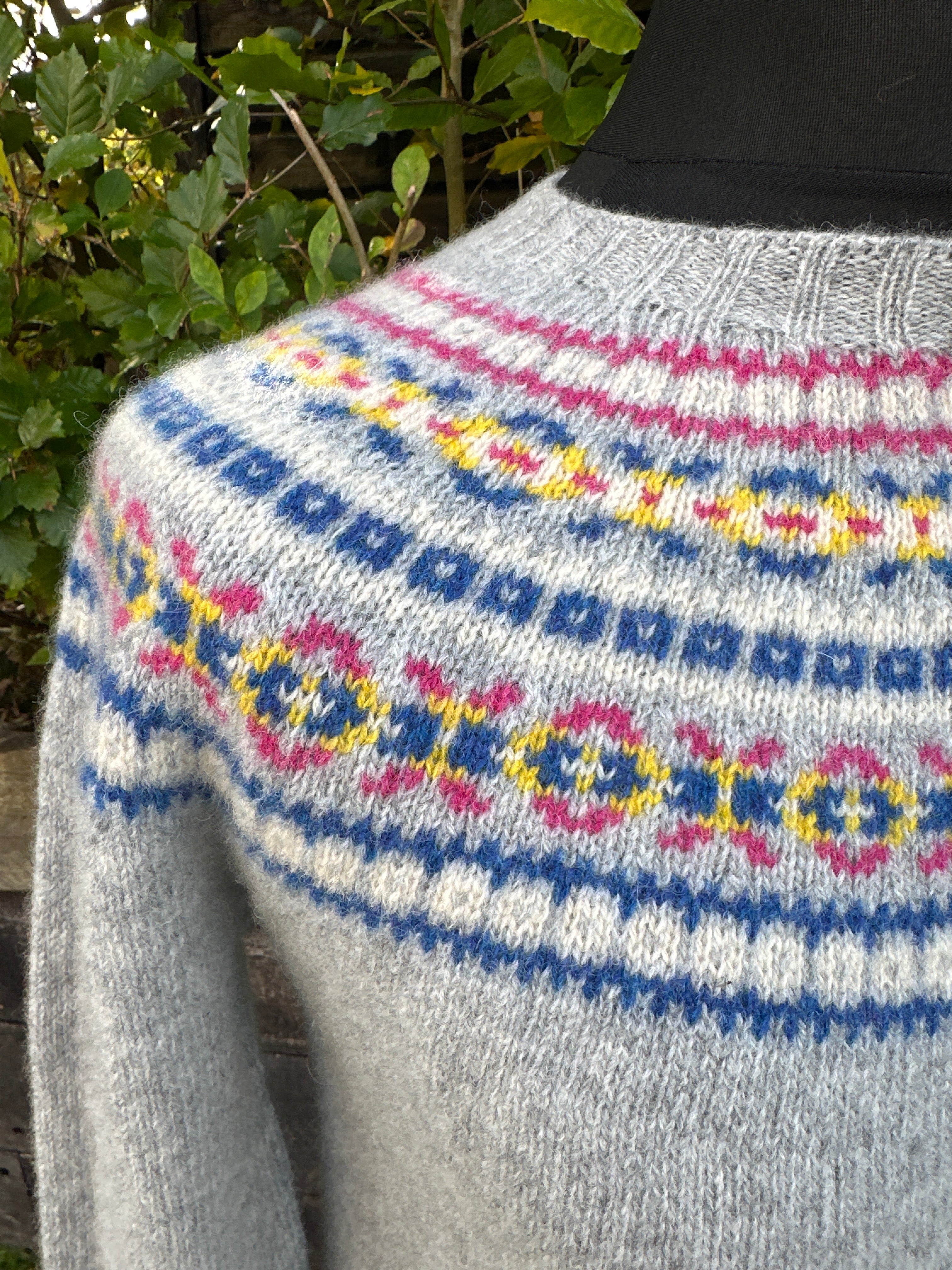 New Harley Of Scotland Fairisle In Silver