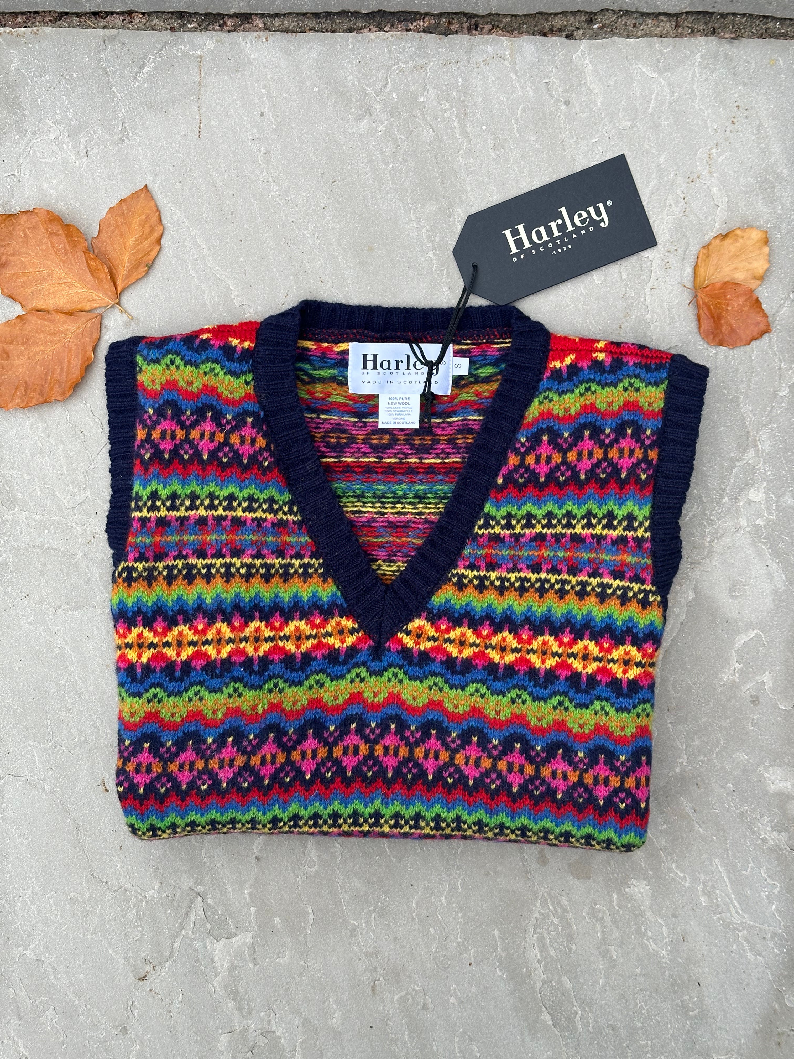 Harley Of Scotland Allover V-Neck Fairisle Vest